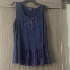 Euc ModCloth navy peplum style tank with crochet tank size 1x